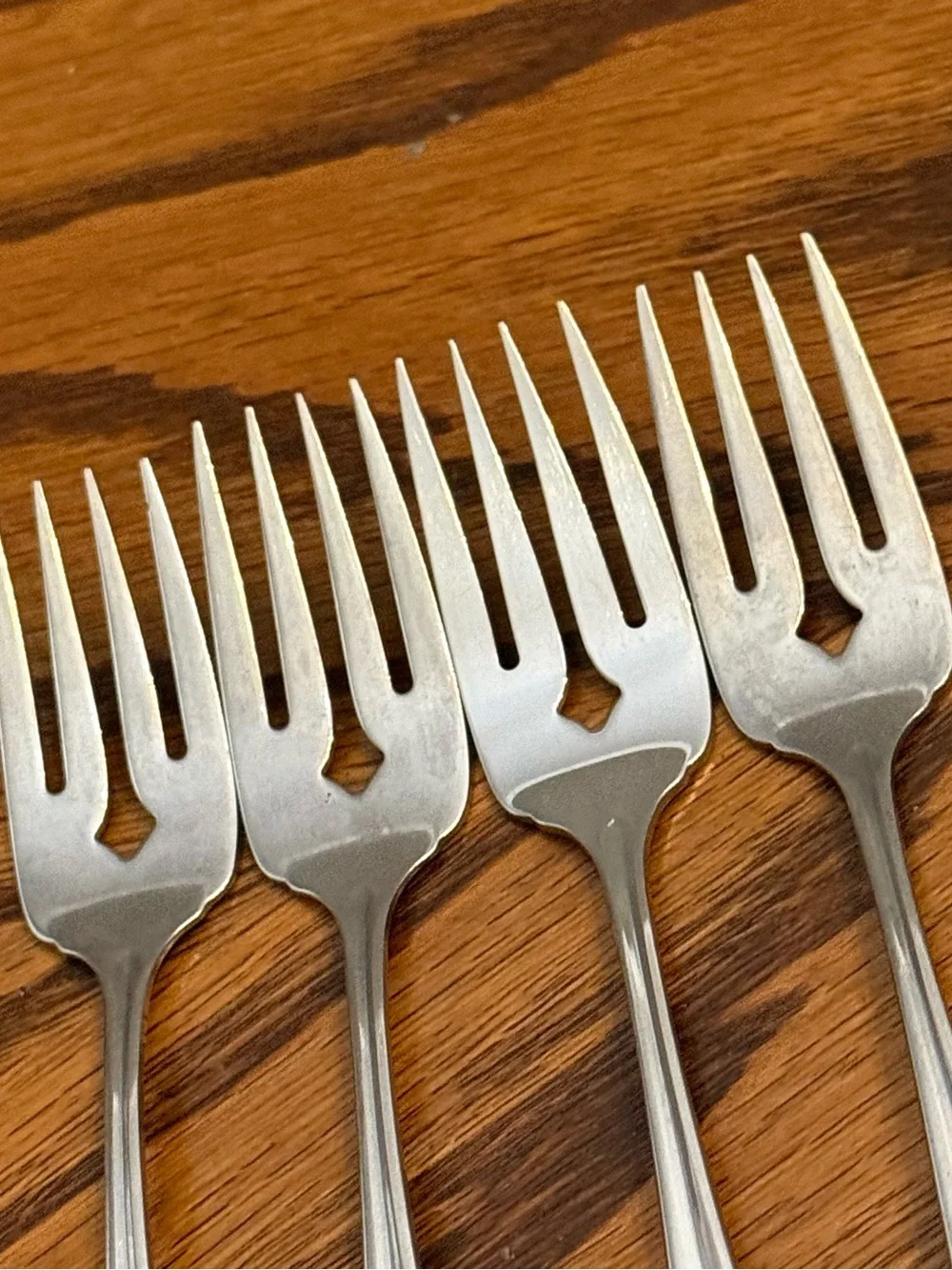 Oneida Gala Impulse 4 Salad Forks USA Stainless Flatware 6 3/8”